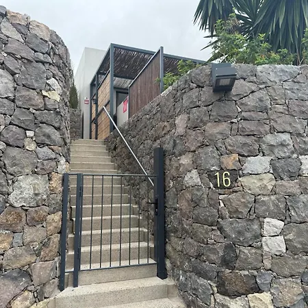 Yucas 16 By Villagrancanaria Willa *